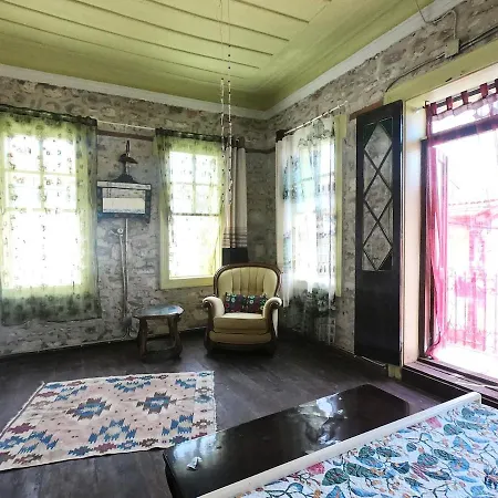 Stone Greek House - Center- Muestakil Ev 別荘