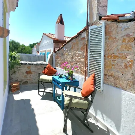 Stone Greek House - Center- Muestakil Ev 別荘 *